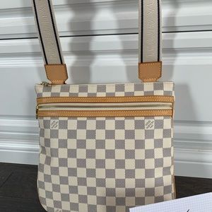 Louis Vuitton Pochette Bosphore crossbody